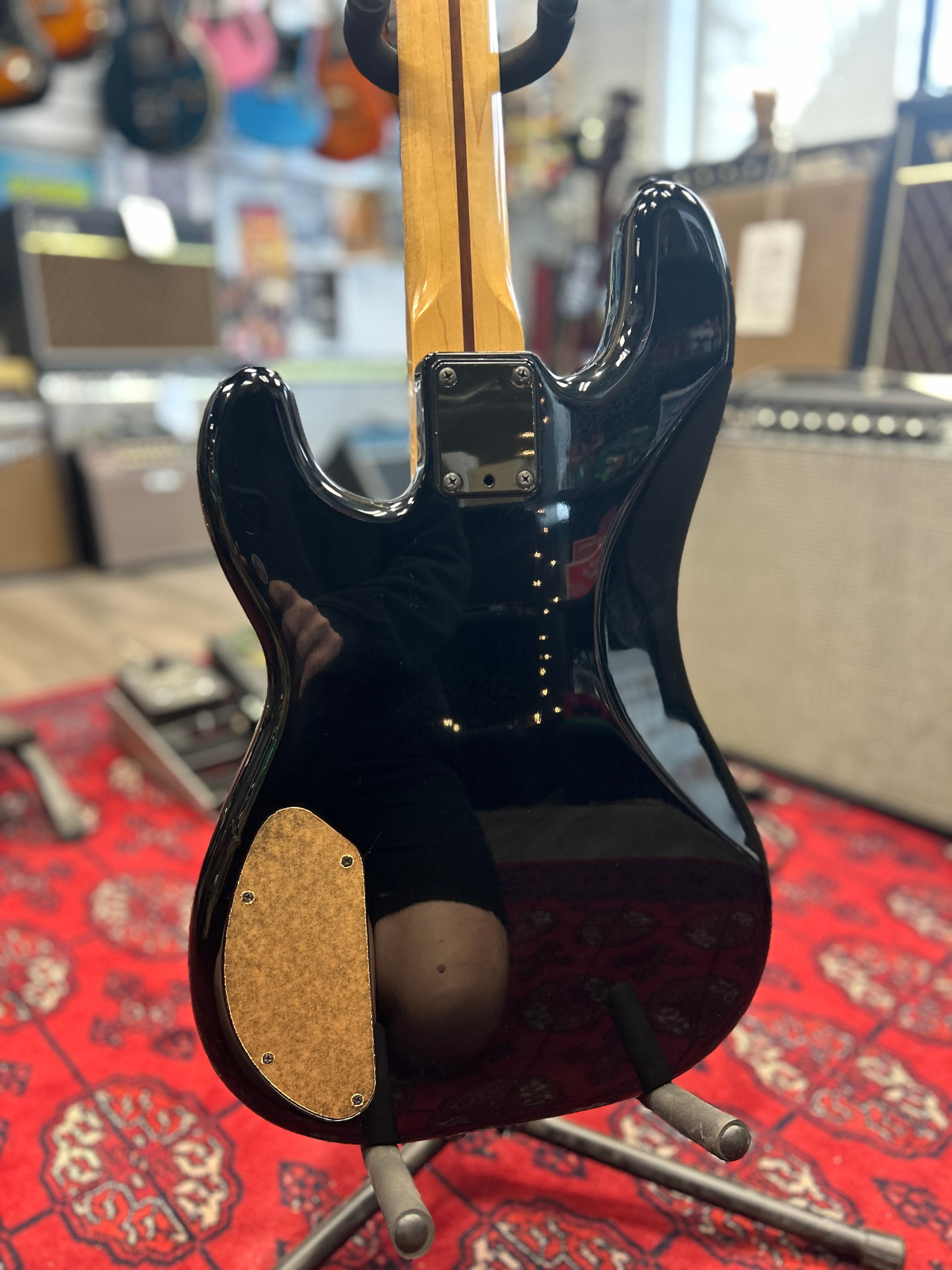 Fender Contemporary Jazz Bass Special (1985-1990, MIJ) | Guitar Hi-Fi